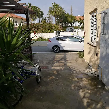 Faros Beach Family Semesterbostad *